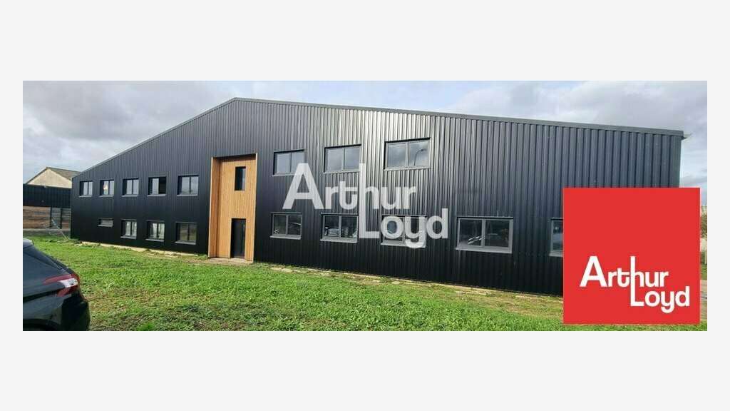 Local d'activité 180m² à vendre à Châtellerault