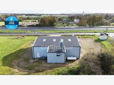 A vendre local artisanal 275m² de 2018 à Chaunay