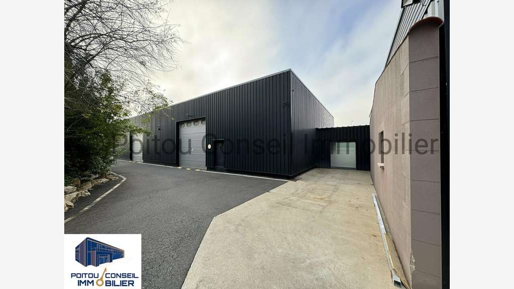 AV local activité 932m² Chauray emplacement top