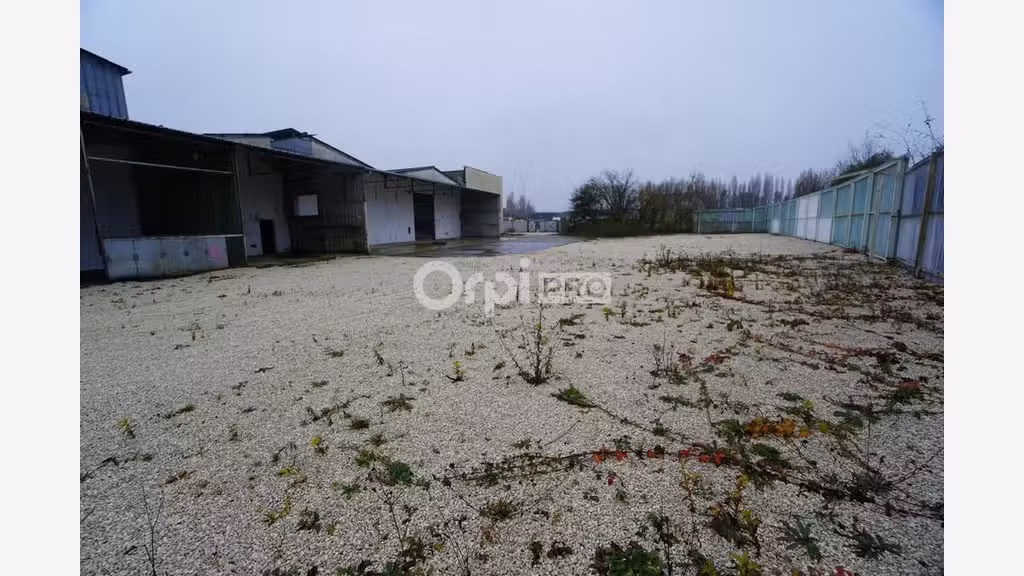 AV local d'activité 754m² Chevigny Saint-Sauveur