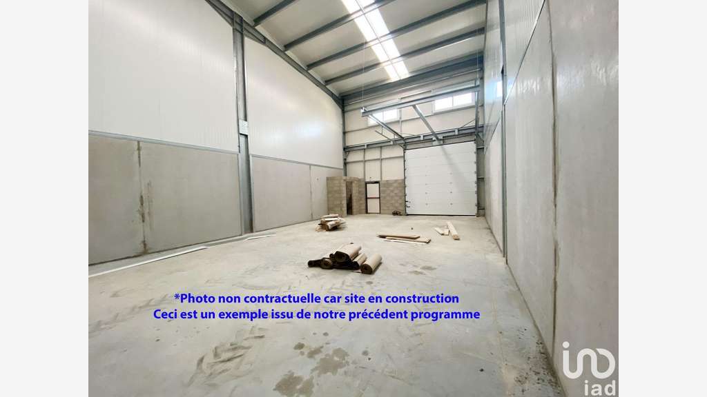 Vente local d'activités 108m² à Chevry-Cossigny