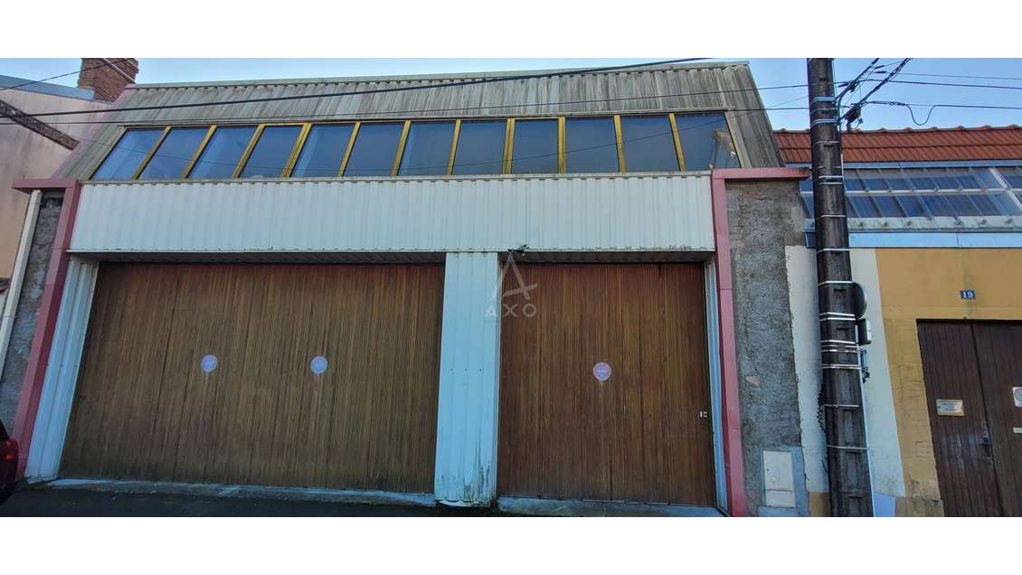 AV ancien bâtiment industriel à Cholet centre