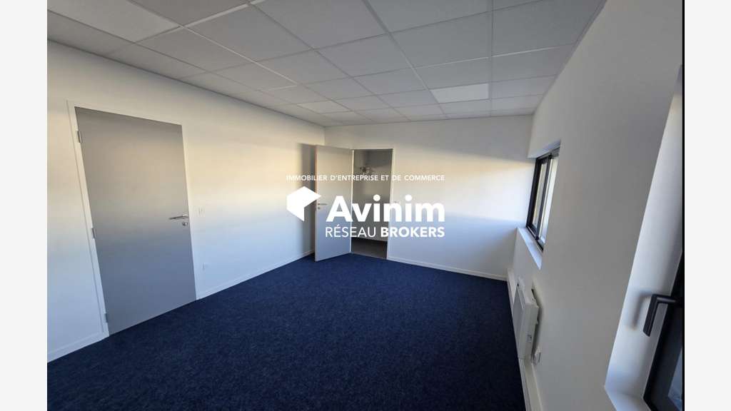 AV locaux neufs mixtes 133m² Cormeilles-en-Parisis