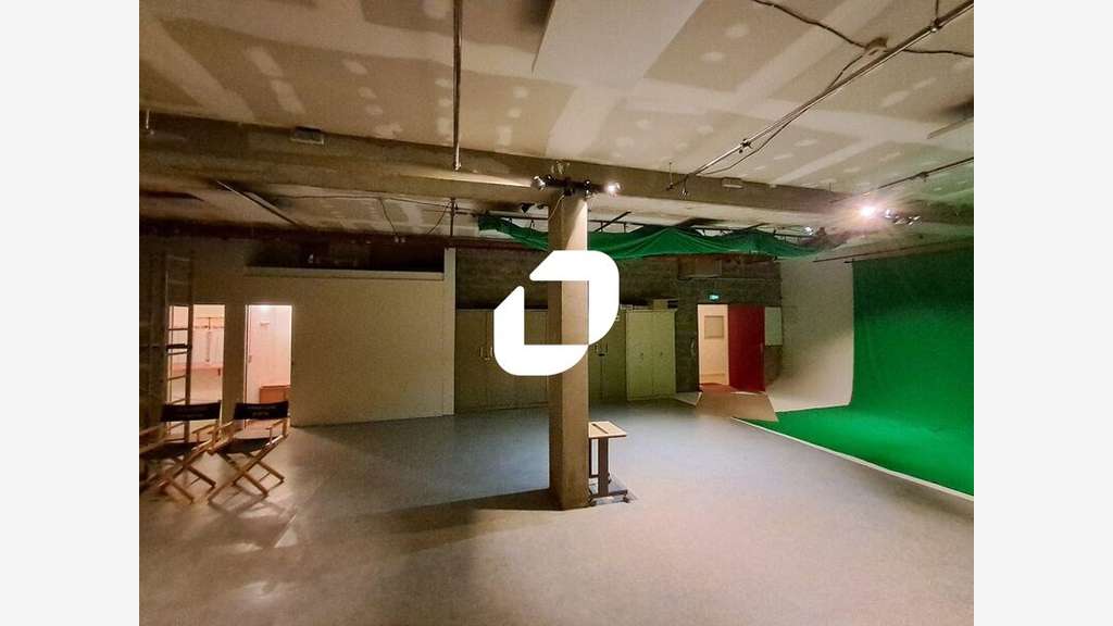 Vente Local d'activité 230m² Courbevoie