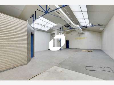Vente Local d'activité 480m² Courbevoie