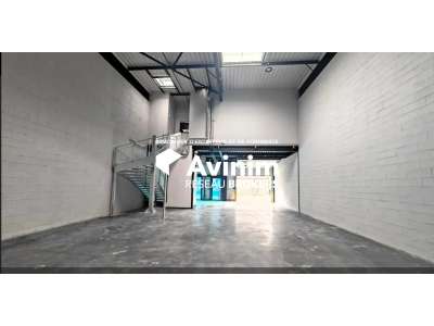 Vente Locaux d'activités - Entrepôts à Courtry