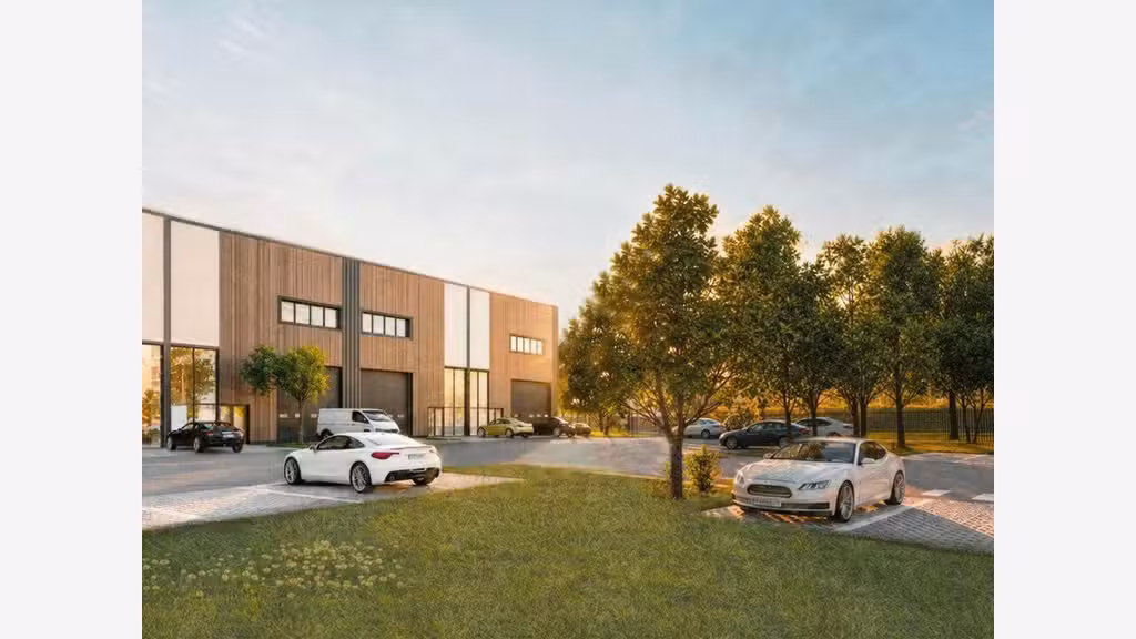 AV local d'activités 2553m² empl stratégique Crépy