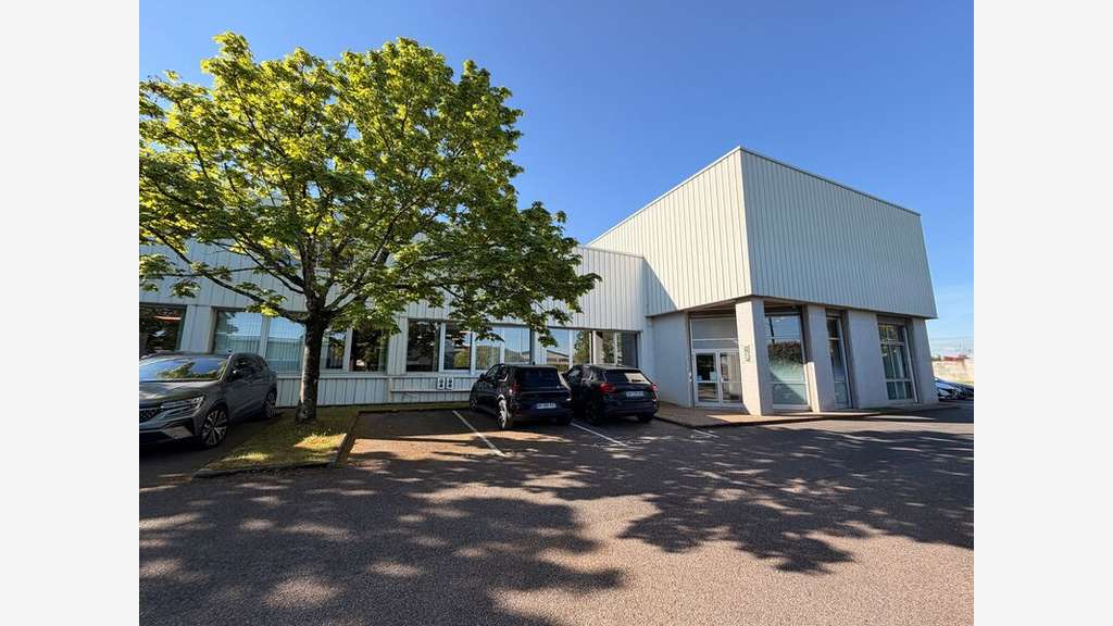 AV bâtiment 1400m² sur 5708m² à Décines-Charpieu