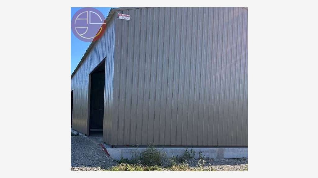 Vente local d'activité 376m² à Deyme