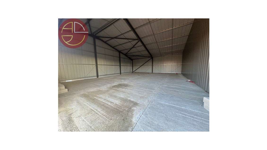 Vente local d'activité 376m² à Deyme