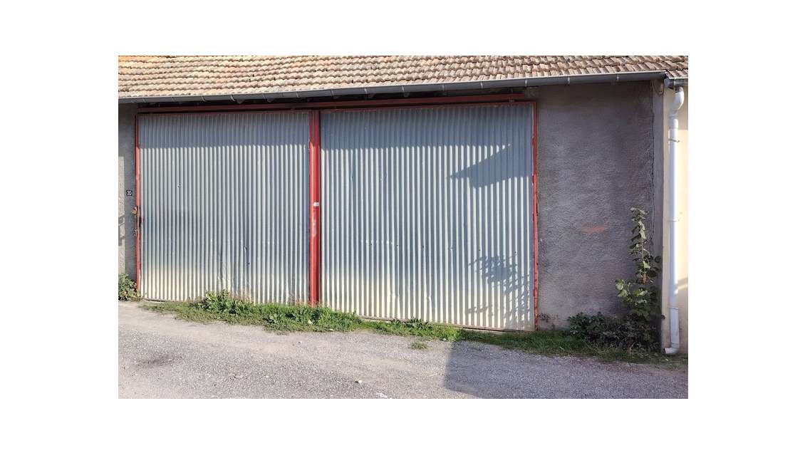 Garage remise 60m² à Digne-les-Bains