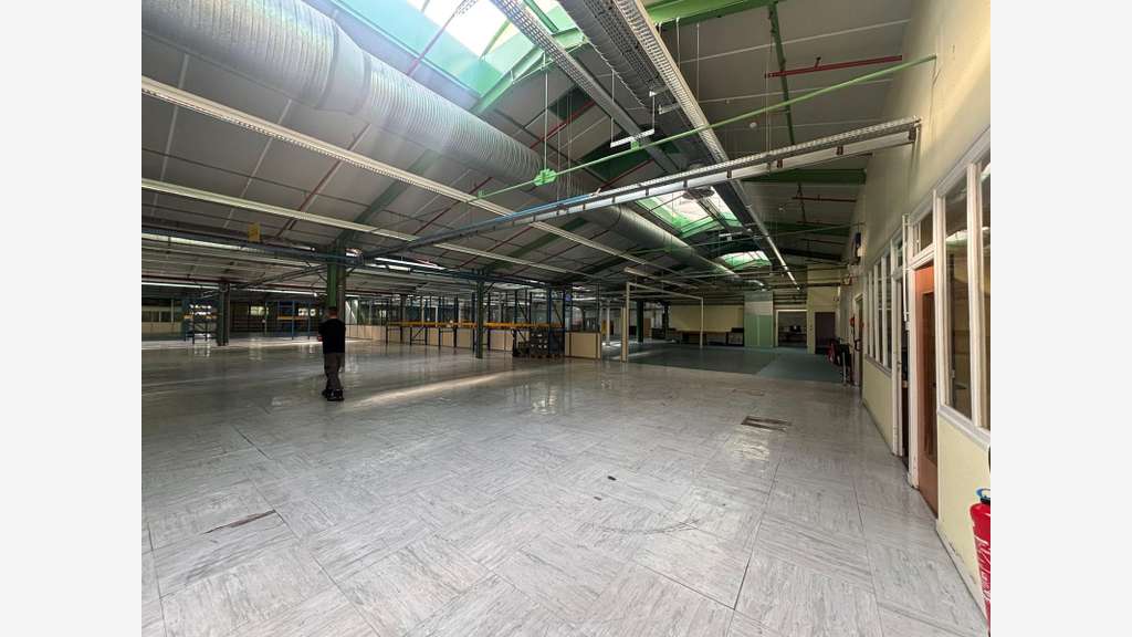 Vente bâtiment industriel ZA Lannugat à Douarnenez