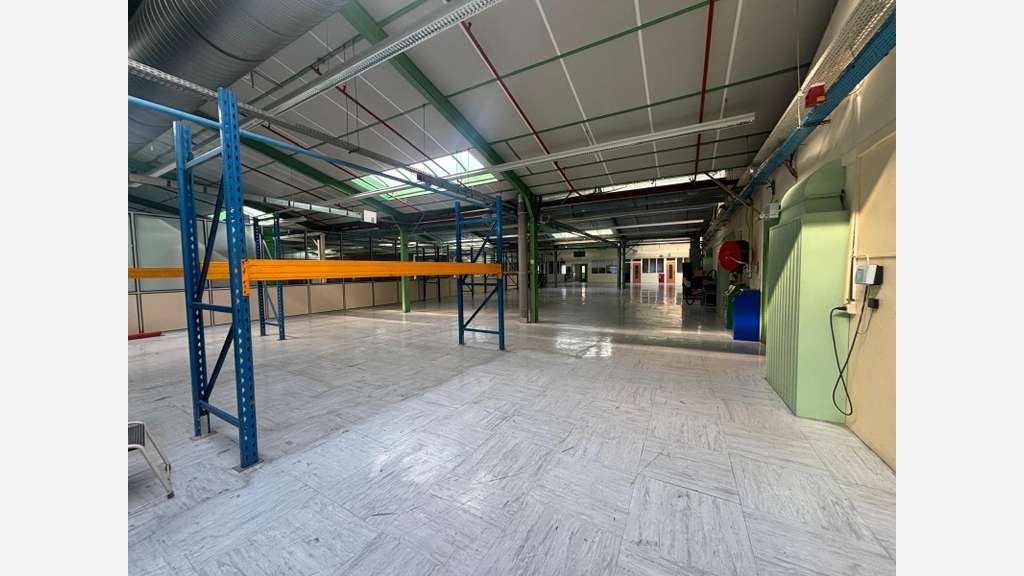 Vente bâtiment industriel ZA Lannugat à Douarnenez