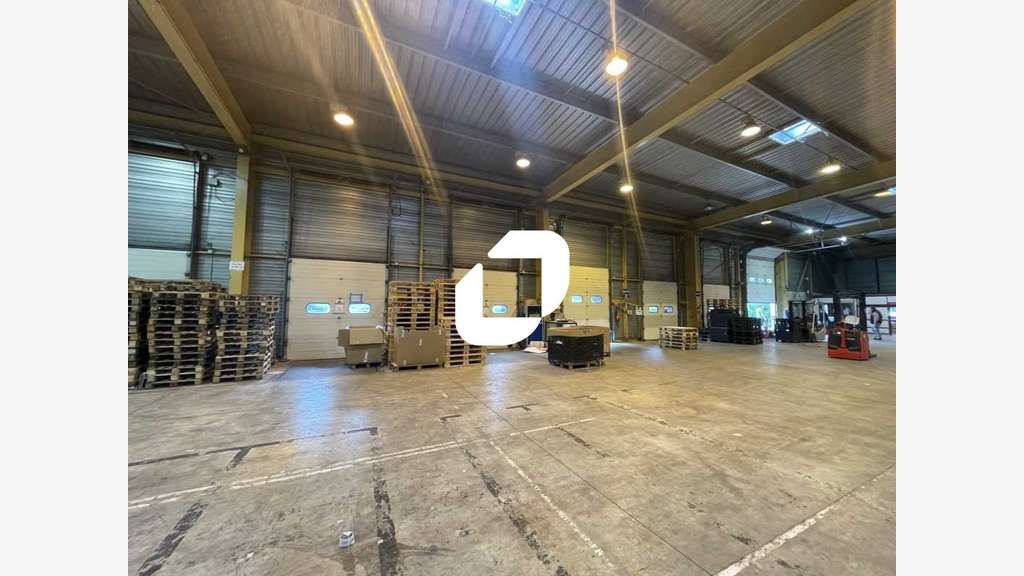 Vente Local d'activité 5050m² Dourdan
