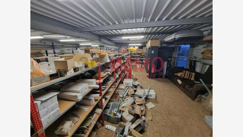 Vente local industriel bureaux de 534m² à Échiré