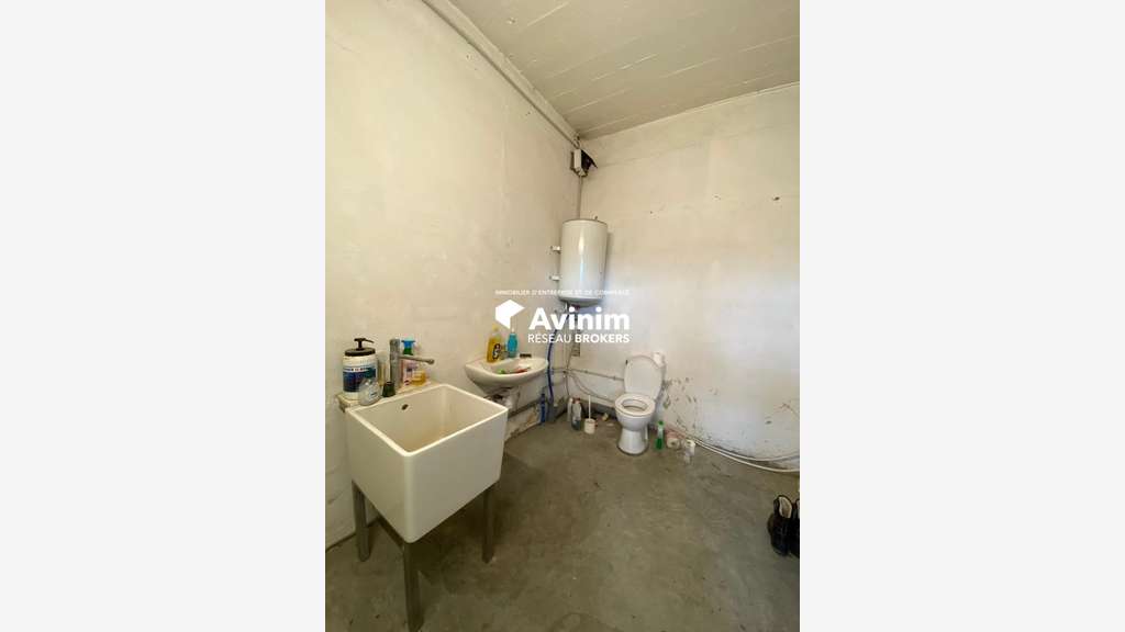 Local d’activité 320m² + extérieur à Echirolles