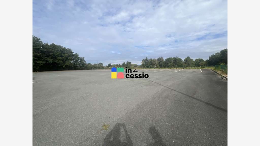 ÉCOMMOY – SITE LOGISTIQUE / TRANSPORT – 1,47 HA –