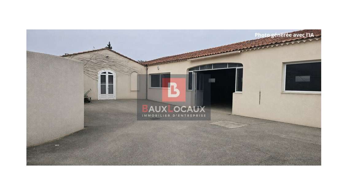 Local d'activité 428m² à Entraigues-sur-la-Sorgue