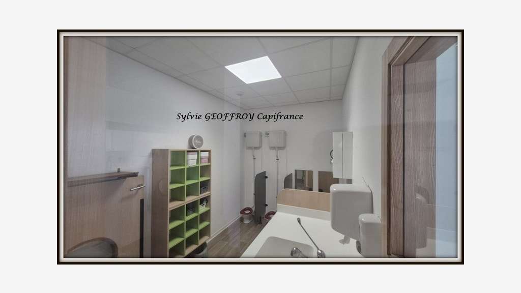 Local/bureau, crèche de 127m² à vendre sur Epinal