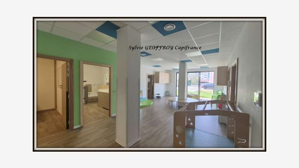 Local/bureau, crèche de 127m² à vendre sur Epinal