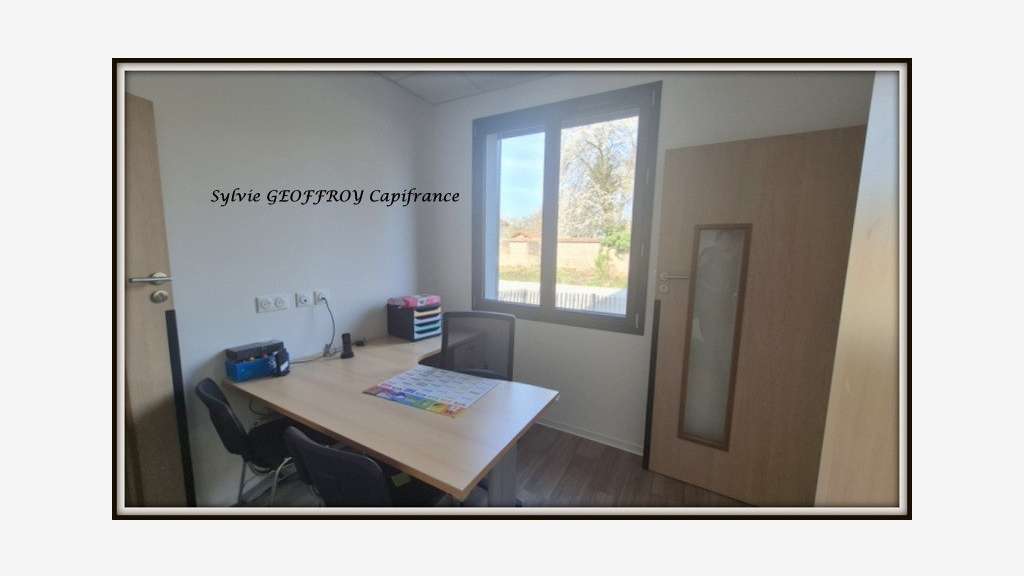 Local/bureau, crèche de 127m² à vendre sur Epinal