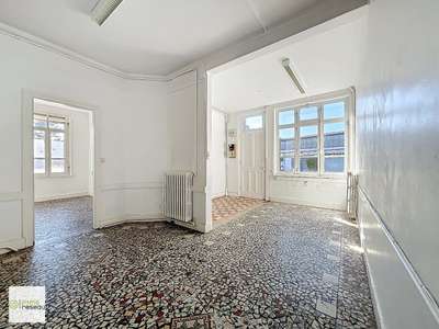 Ensemble immobilier 155m² à Escaudoeuvres