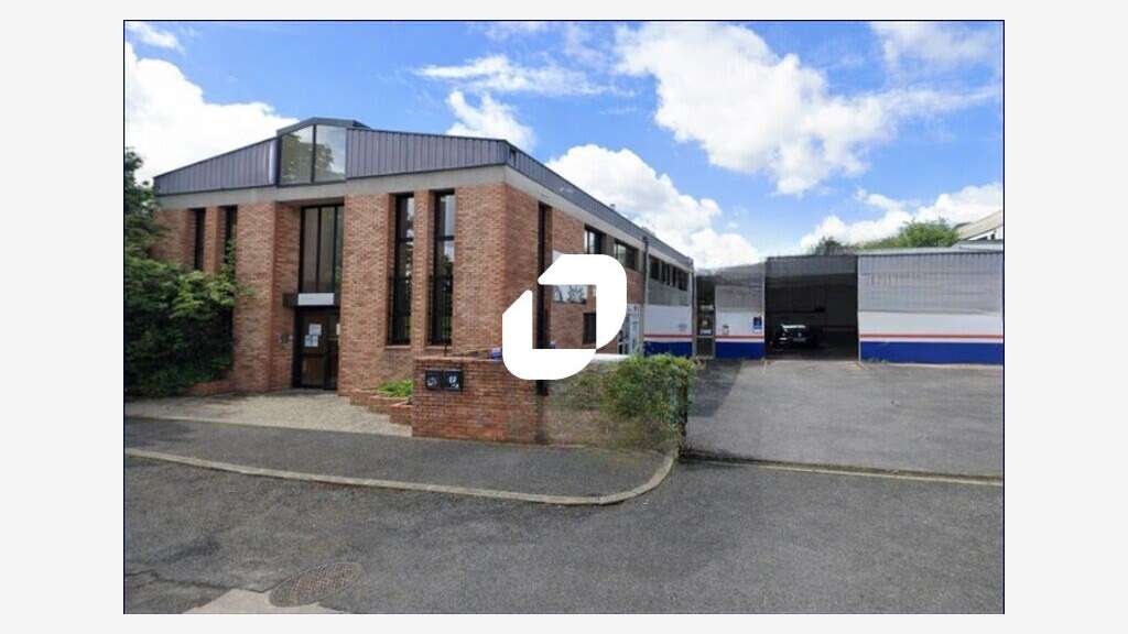 Vente Local d'activité 674m² Evry courcouronnes