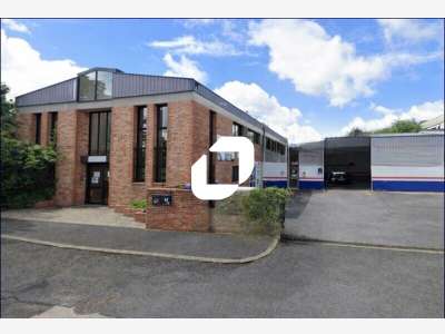 Vente Local d'activité 674m² Evry courcouronnes