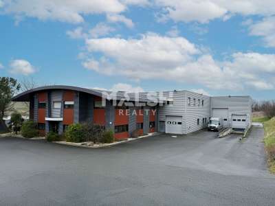 Bâtiment 1980m² à Fleurieux-sur-l'Arbresle