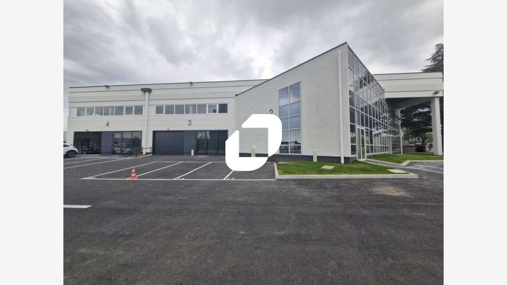 Vente Local d'activité 187m² Fontenay tresigny