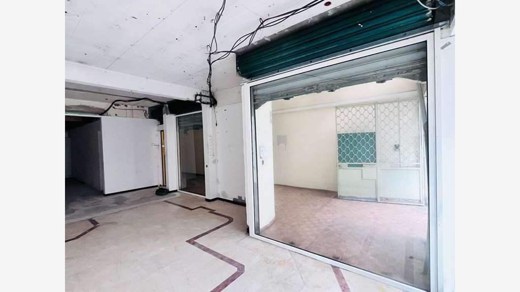 Murs commerciaux libres 80m² à Fort de France