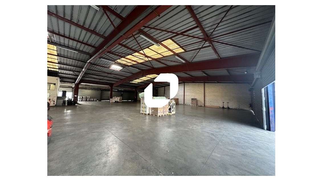 Vente Local d'activité 1330m² Garges les gonesse