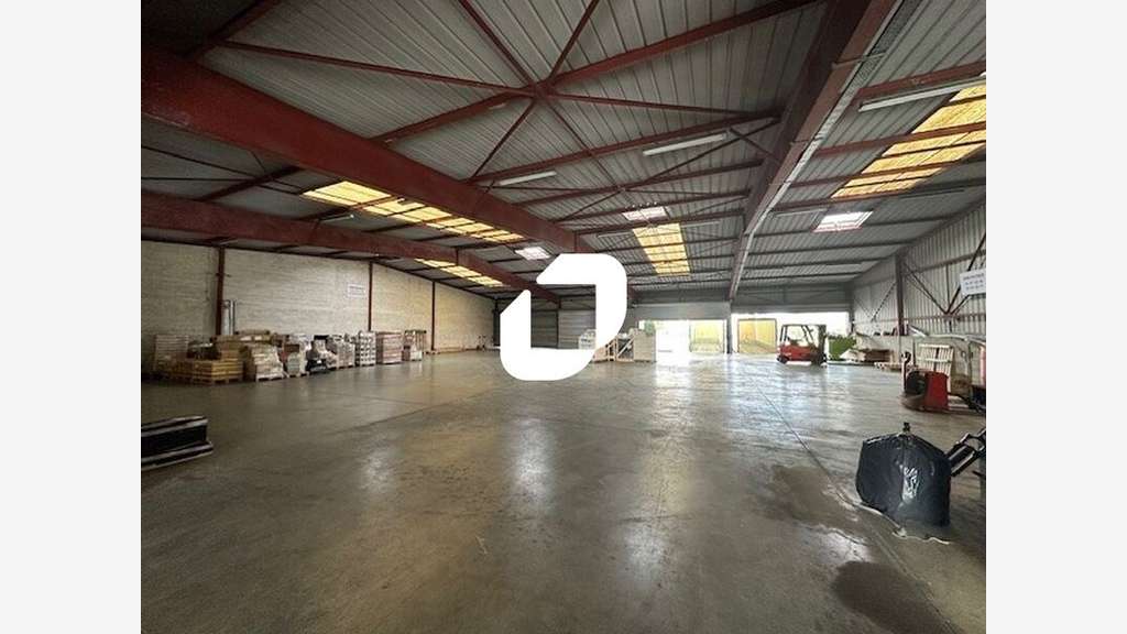 Vente Local d'activité 1330m² Garges les gonesse