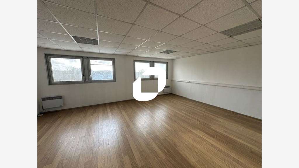 Vente Local d'activité 1330m² Garges les gonesse