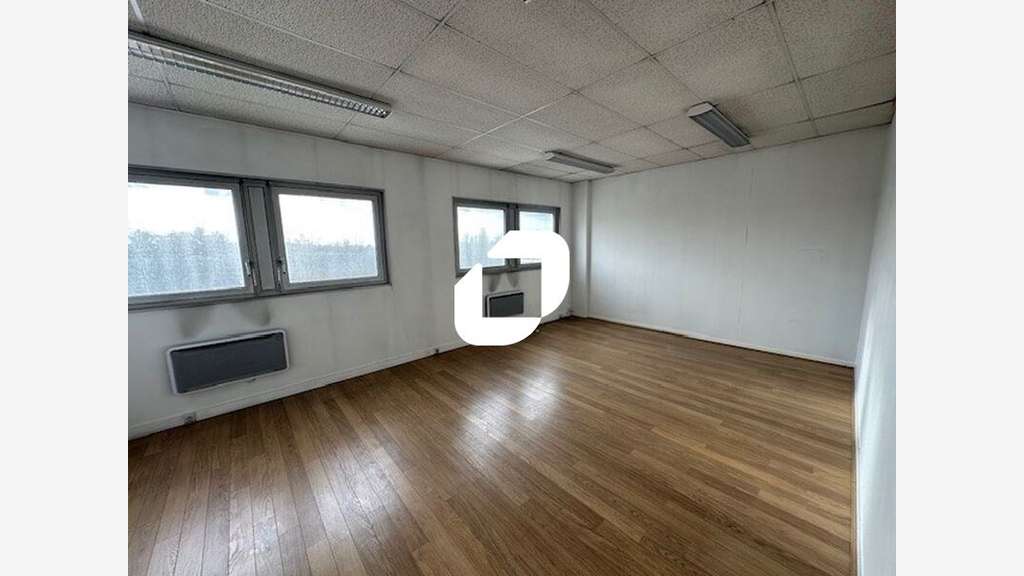 Vente Local d'activité 1330m² Garges les gonesse