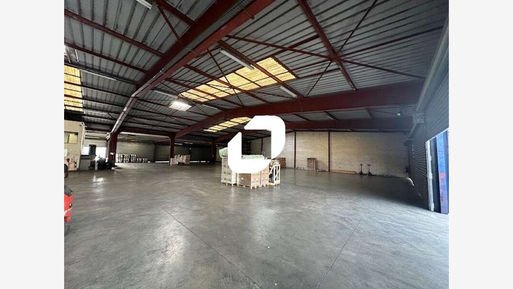 Vente Local d'activité 1330m² Garges les gonesse