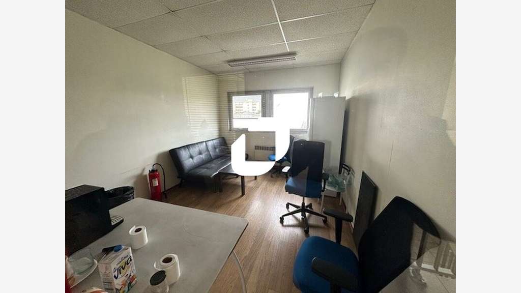 Vente Local d'activité 1330m² Garges les gonesse