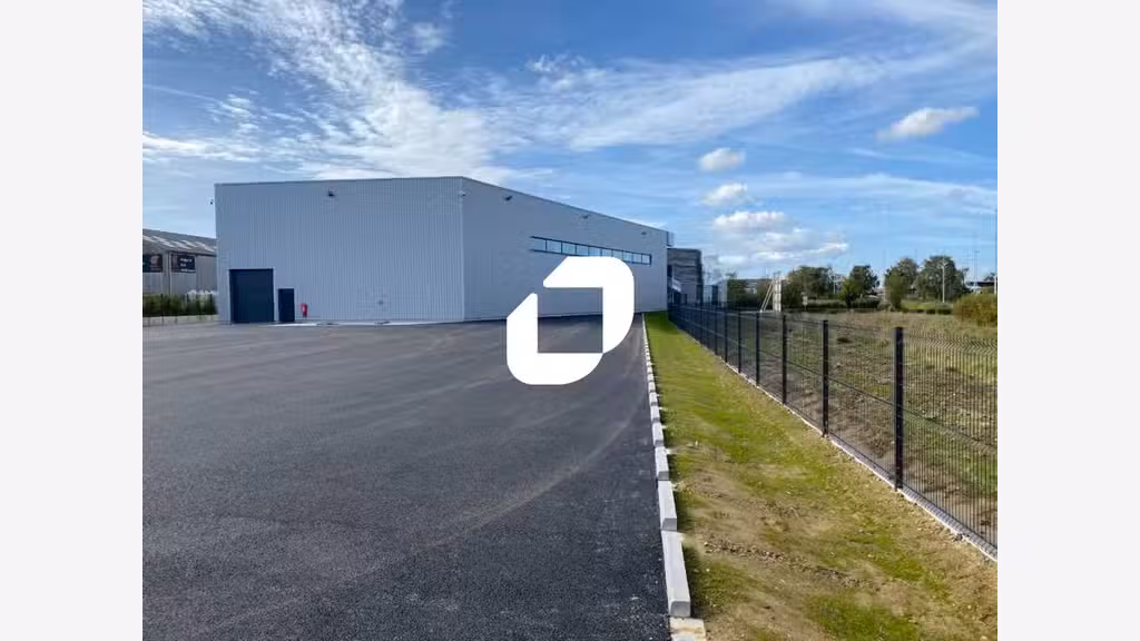 Vente Local d'activité 2100m² Godewaersvelde