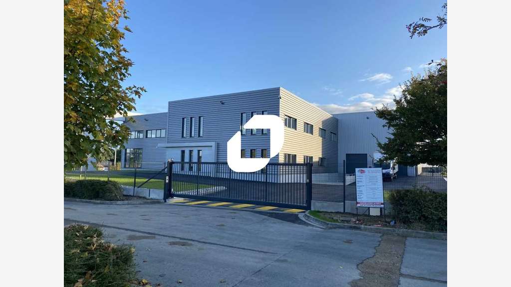 Vente Local d'activité 2100m² Godewaersvelde