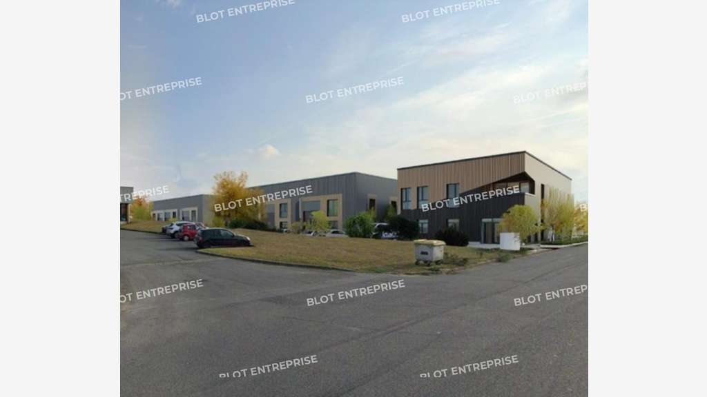 A vendre locaux d'activités neuf 197m² à Gouesnou