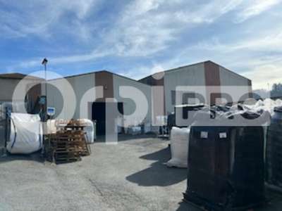 Vente local industriel de 2000m² à Grandris