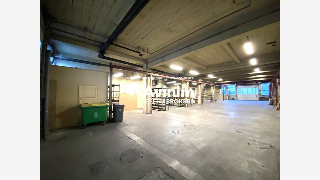 A vendre local d'activité 772m² Grenoble Bajatière