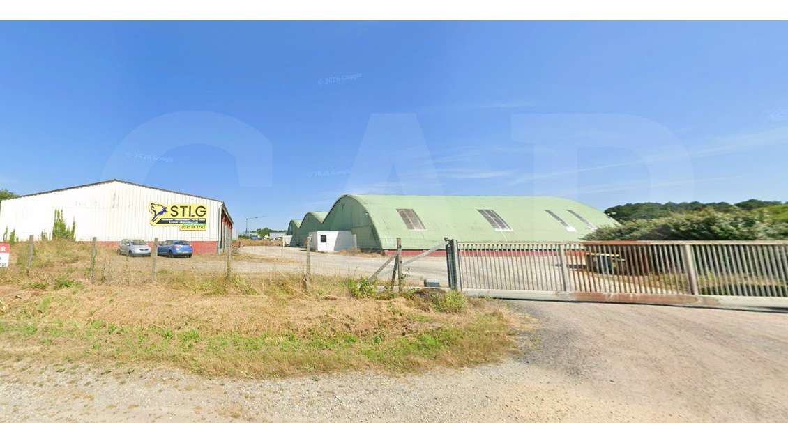 A vendre local d'activité de 2626m² à Guidel