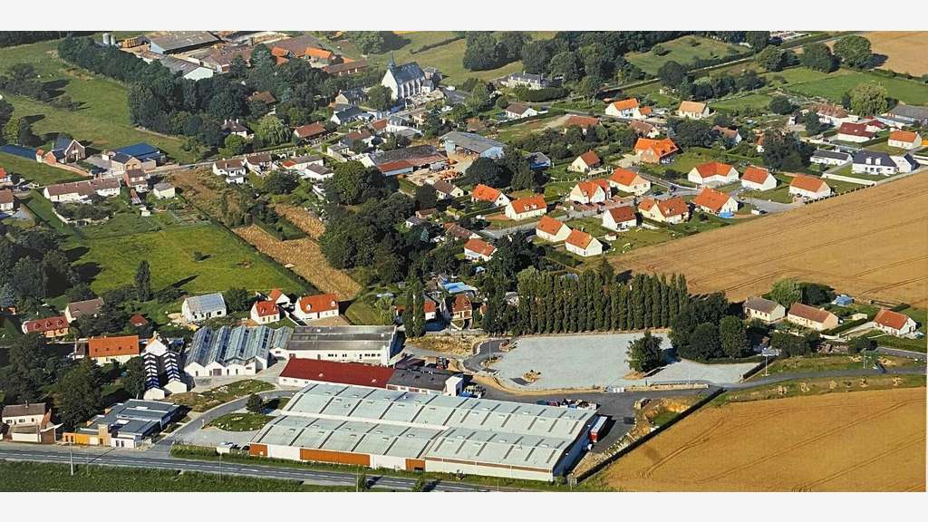À reprendre – Site industriel de 8 990 m² à Haut