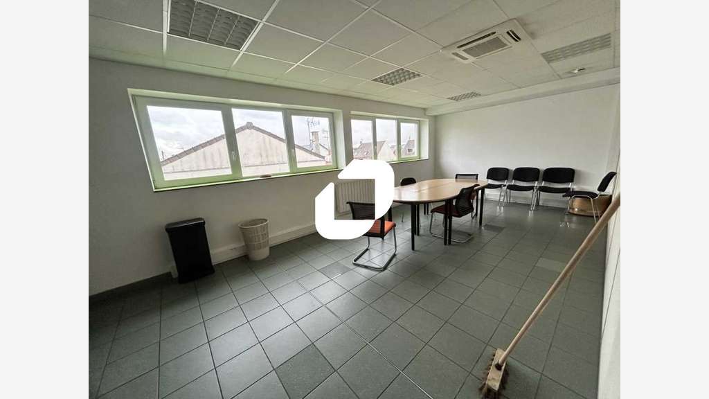 Vente Local d'activité 1381m² Houilles