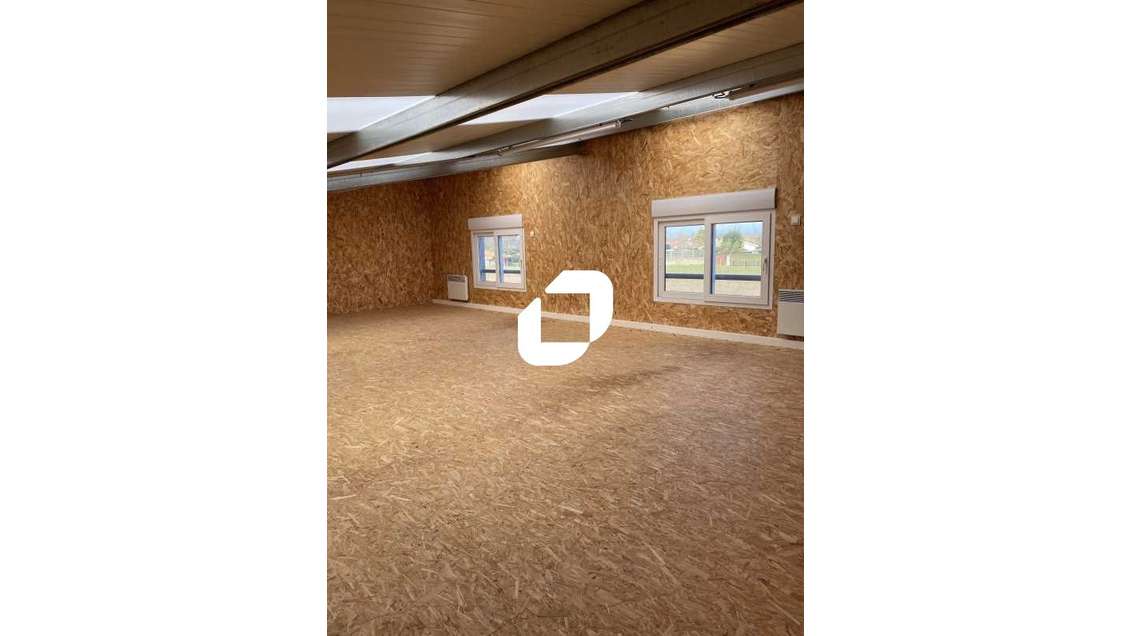 Vente Local d'activité 167m² Izon