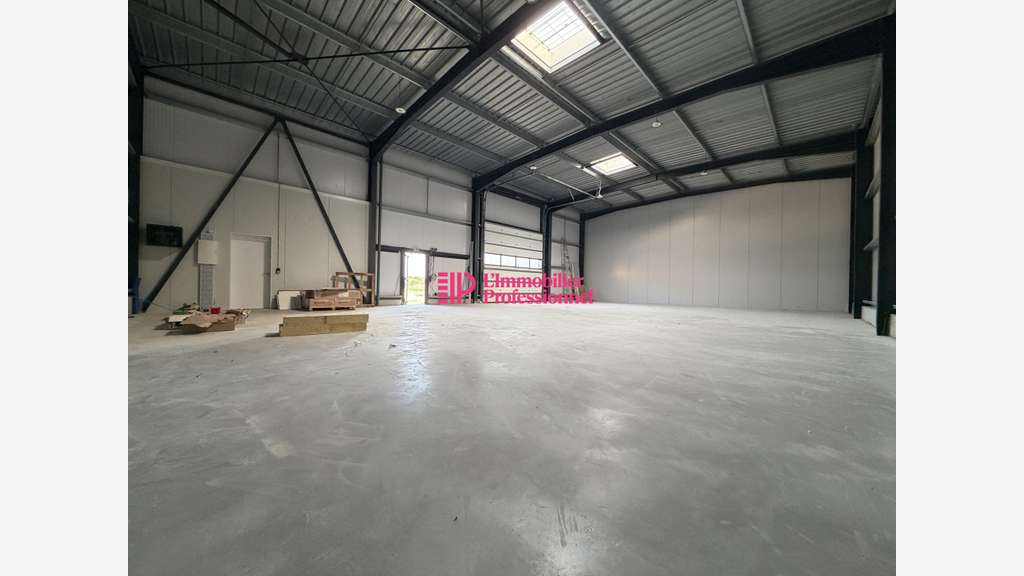 Vente local d'activité neuf de 326m² à Kervignac