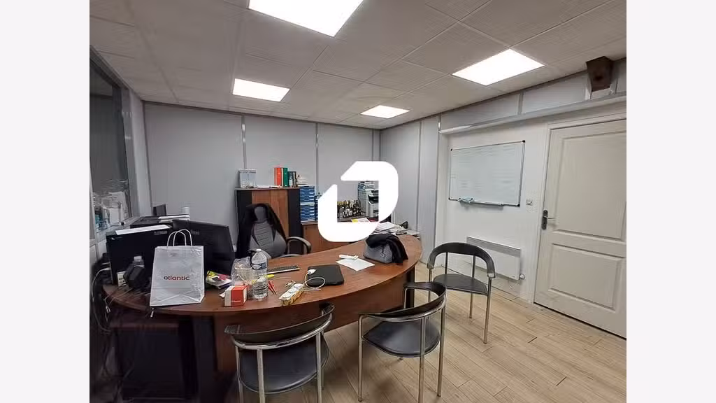 Vente Local d'activité 190m² L'hay les roses