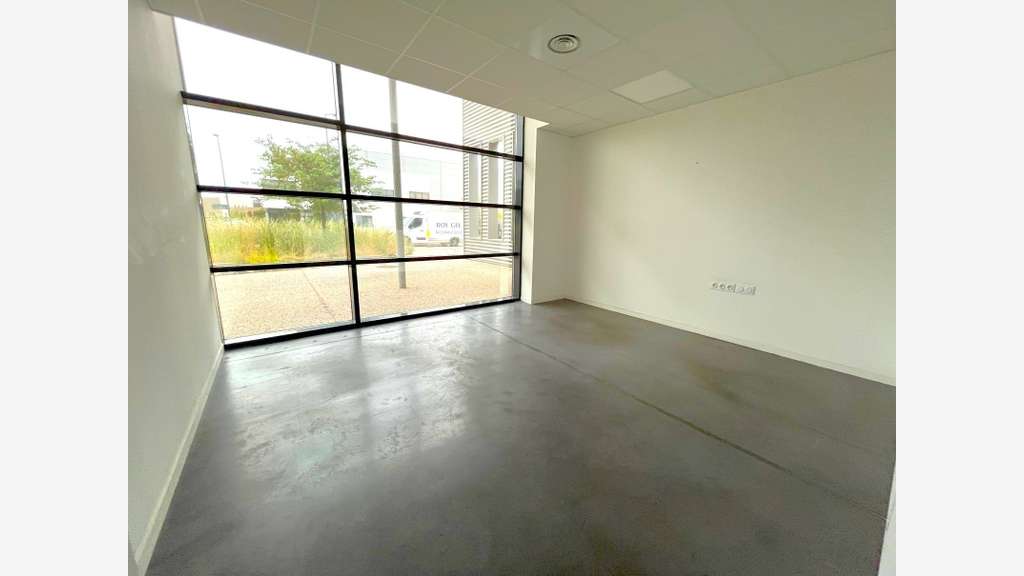 Vente local d'activité 290m² ZI de La Farlède