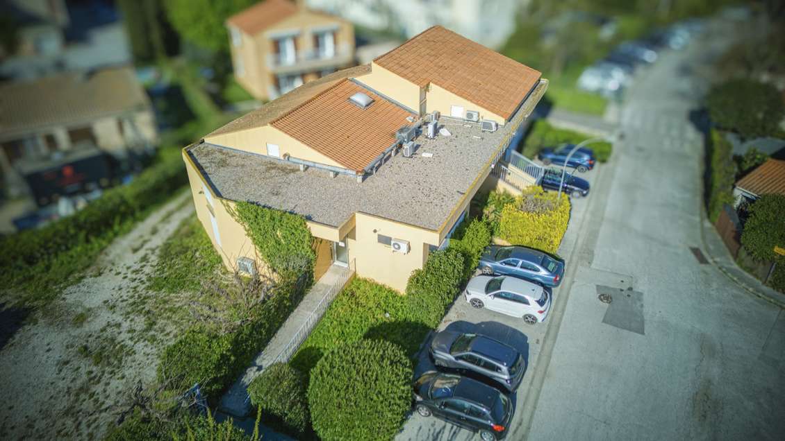 MURS COMMERCIAUX LA GARDE POTENTIEL D'EXTENSIO